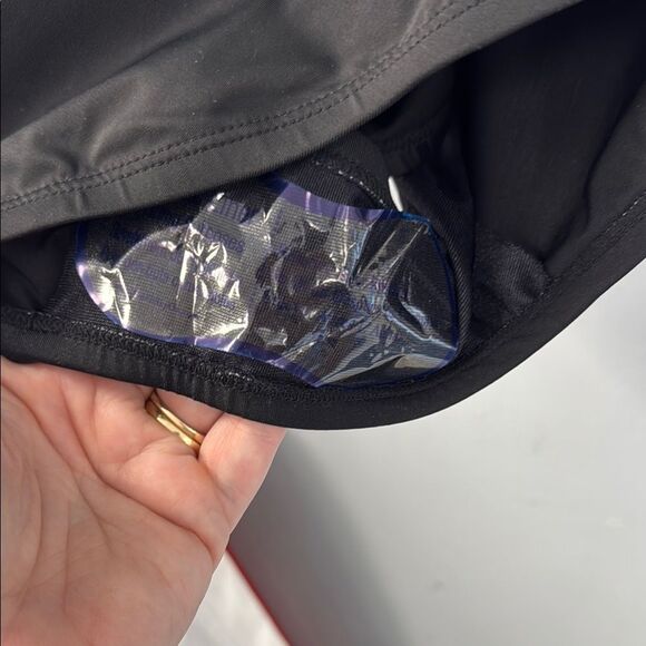 Miraclesuit Pink and Black One Piece Swimsuit Floral V-Neck - Picture 4 of 6